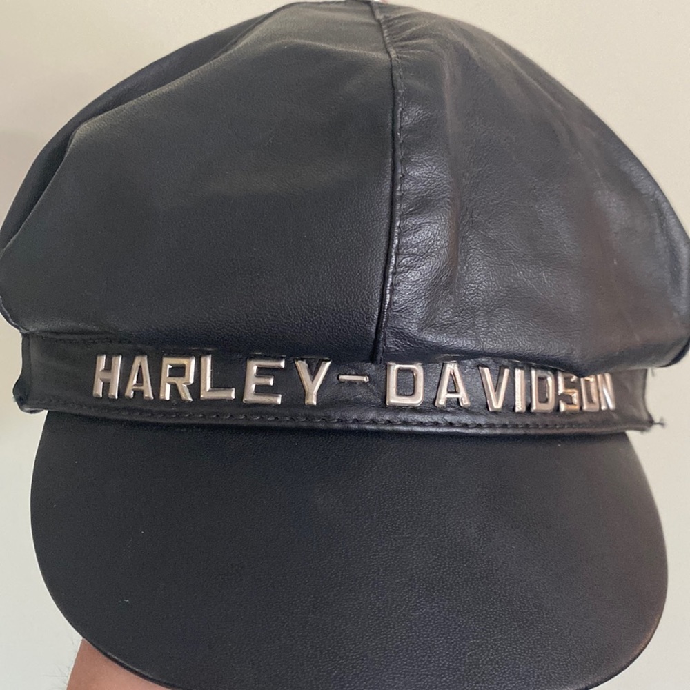 Women’s Harley Davison Genuine Leather Stroker Cap/Hat NWT